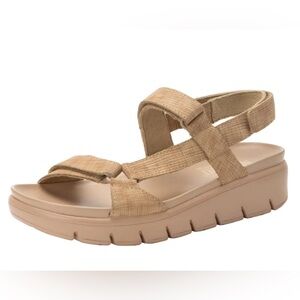 Algeria Henna Sand Adjustable Women's Platform Tan Sandals size 8 / 8.5